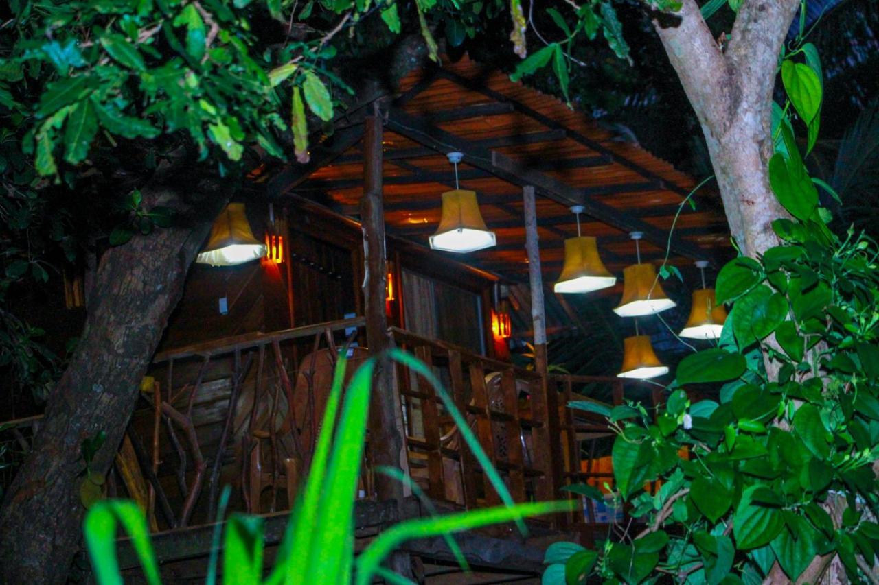Experience The Comforts Of An Amazing Treehouse Sigiriya Dış mekan fotoğraf