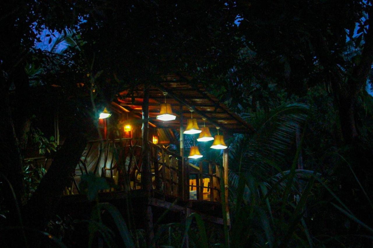 Experience The Comforts Of An Amazing Treehouse Sigiriya Dış mekan fotoğraf